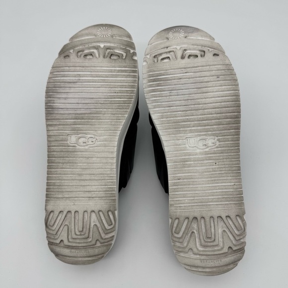 UGG Zayne Crossband Leather Platform Slide Sandals Women’s Size 9 - Picture 8 of 9